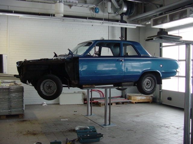 Valiant '65 01